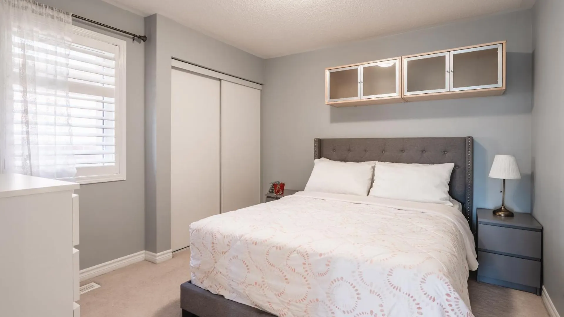 Holiday home Cozy 5 Bedroom House Mississauga