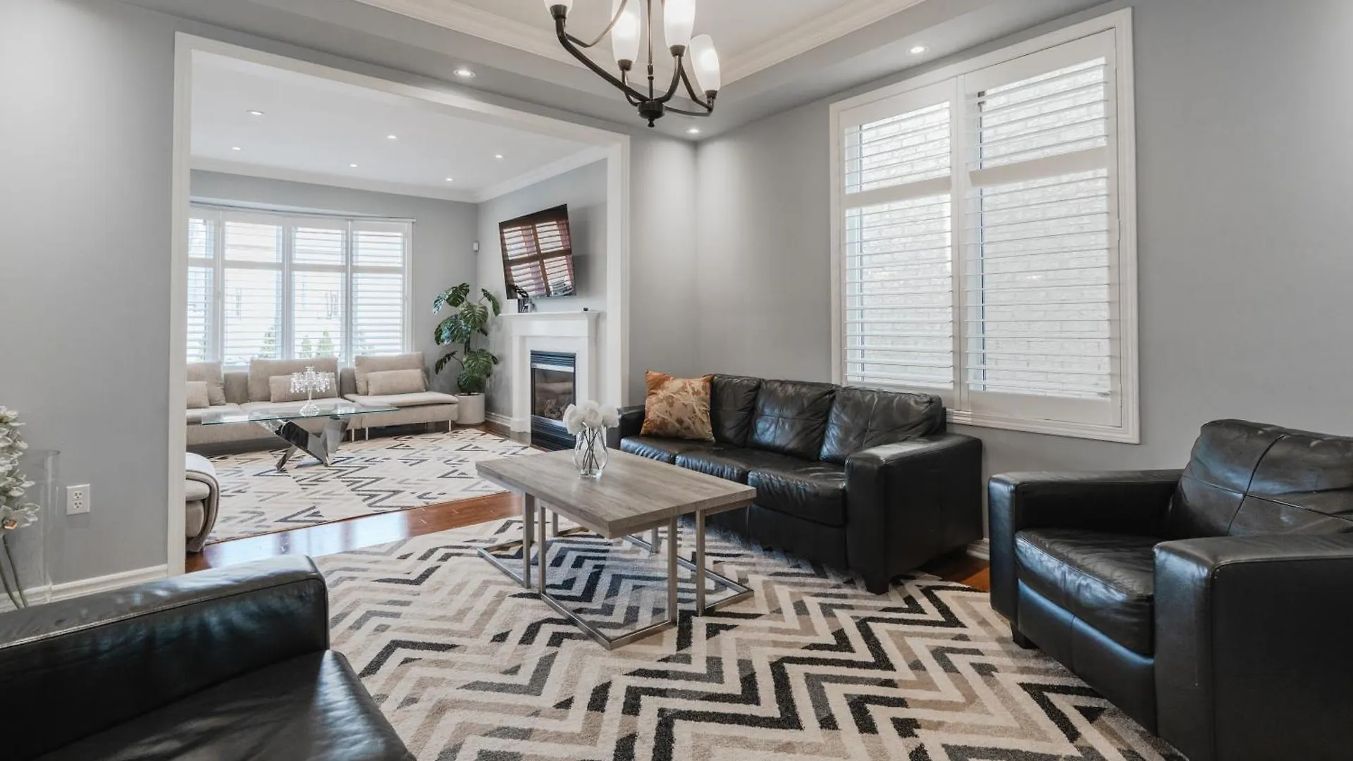 Holiday home Cozy 5 Bedroom House Mississauga